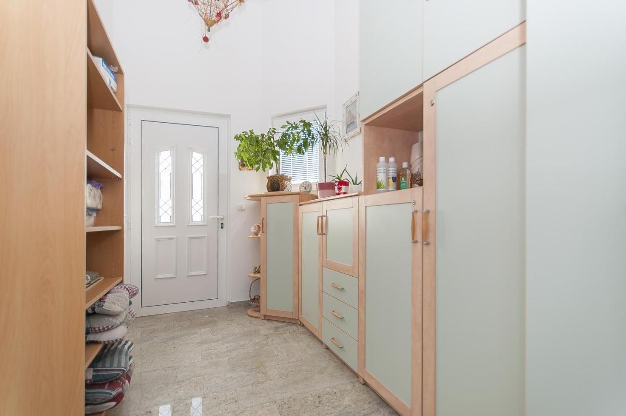 Apartment Brajki Omiš Kültér fotó
